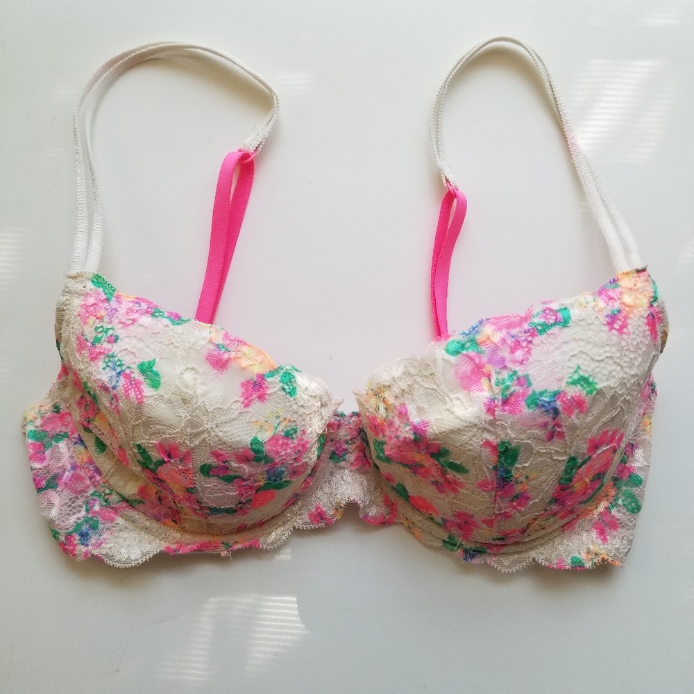 NEVER WORN PINK Lightly Lined Demi Bra